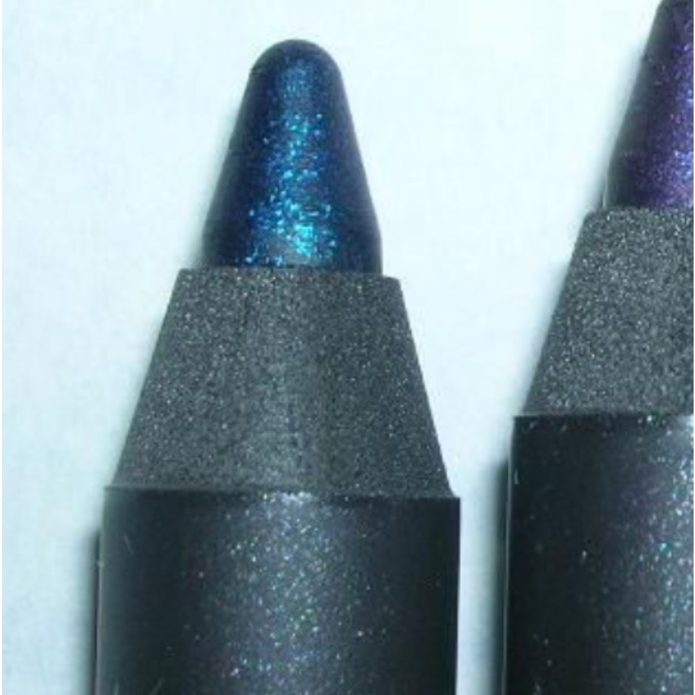 MAC PEARLGLIDE eyeliner in “FLY BY BLUE” SHADE NWB. DISCONTINUED limited edition